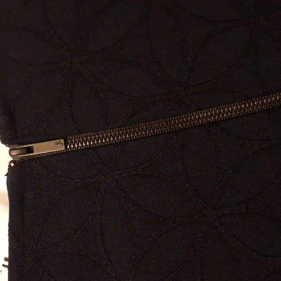 Julia Jordan Dress Navy Blue - Picture 2 of 4